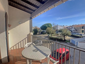 Appartement mezzanine pour 4 pers. avec balcon et parking, à 400 m de la mer - Saintes-Maries-de-la-Mer - FR-1-475-28
